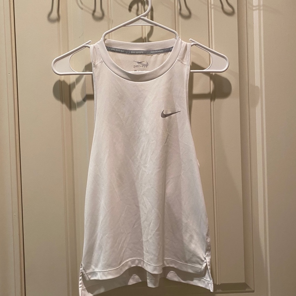 Nike Razorback